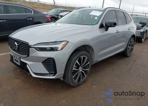 2023 Volvo Xc60 B5 Plus Dark Theme из США, поврежденный, VIN YV4L12DW4P1312425